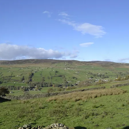 Birkend Farmhouse Holiday home *
